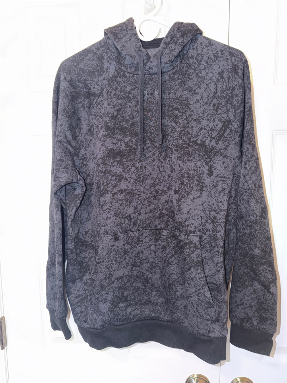 Under Armour Men's Dark Gray Marbled Hooded Sweatshirt